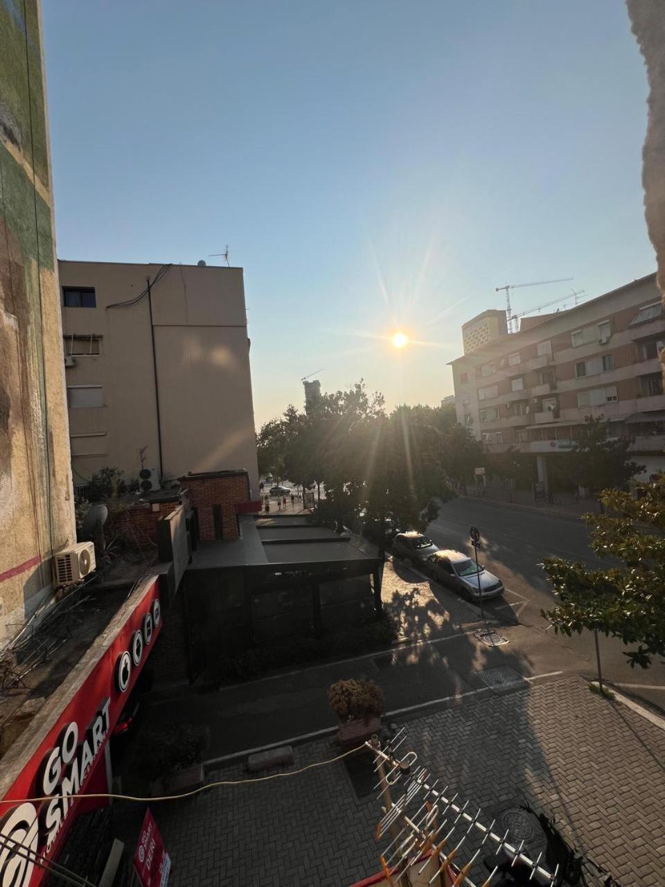 Charles City Center Tirana Exterior photo